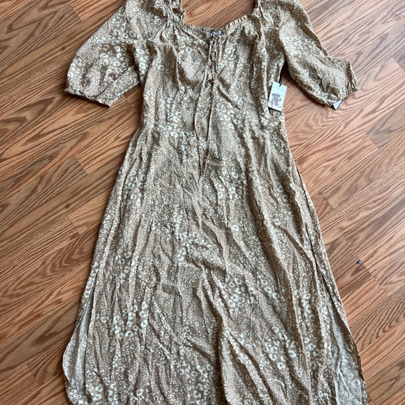 Stylish Tan Leopard Print Women's long dress - Picture 6 of 6